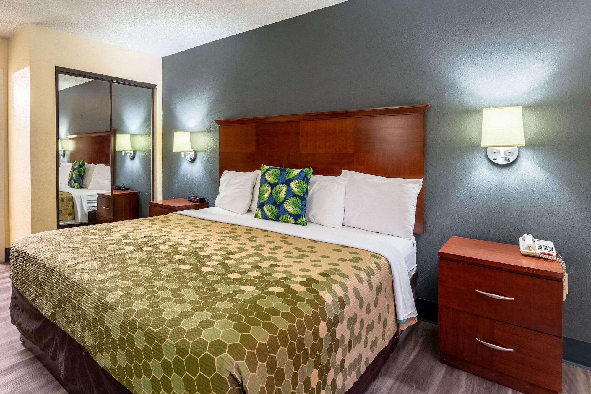 Econo Lodge Gallup Bagian luar foto